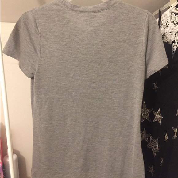 cute grey graphic tee-shirt - Picture 7 of 7